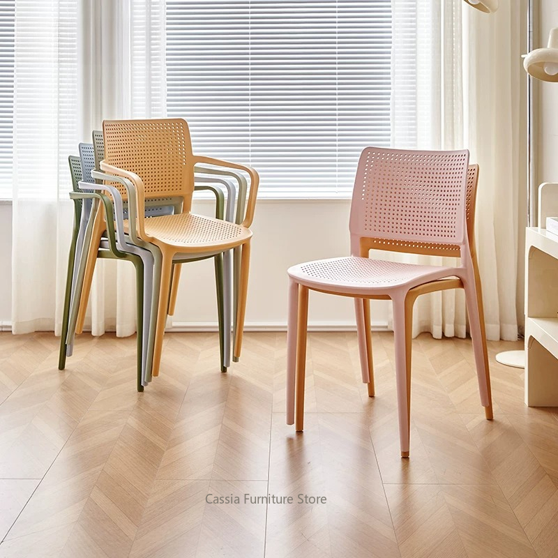 Sedia in Plastica con Schienal - Commercial Kitchen Small Space recensione e prezzo